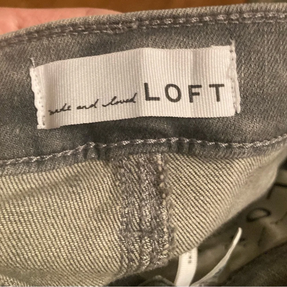 Loft Skinny Crop Gray Jeans‎ Size 2/26!! So Soft! NWOT